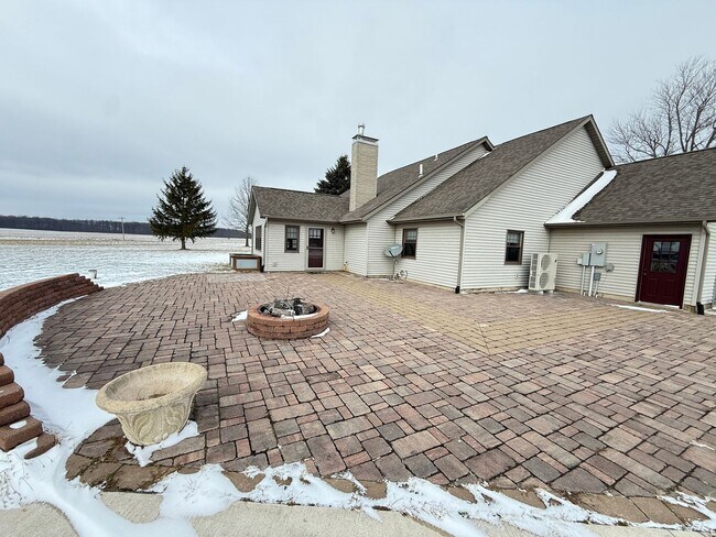 Building Photo - Home for Rent by Capital Property Management