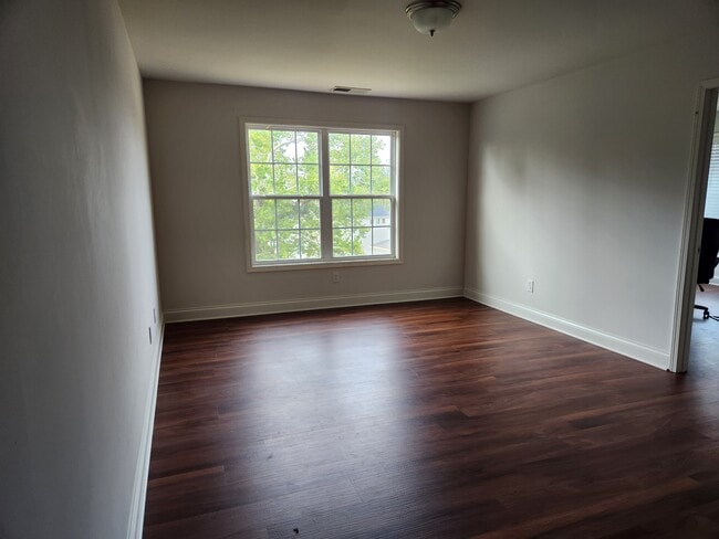 Building Photo - 16613 Rockcrest View Ln