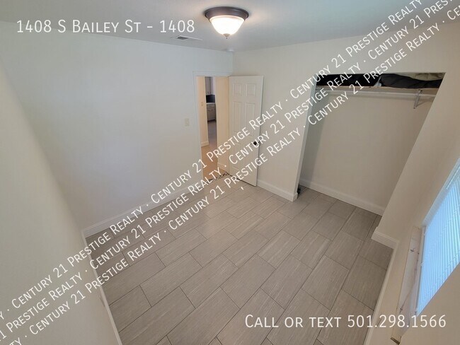 Building Photo - 1408 S Bailey St