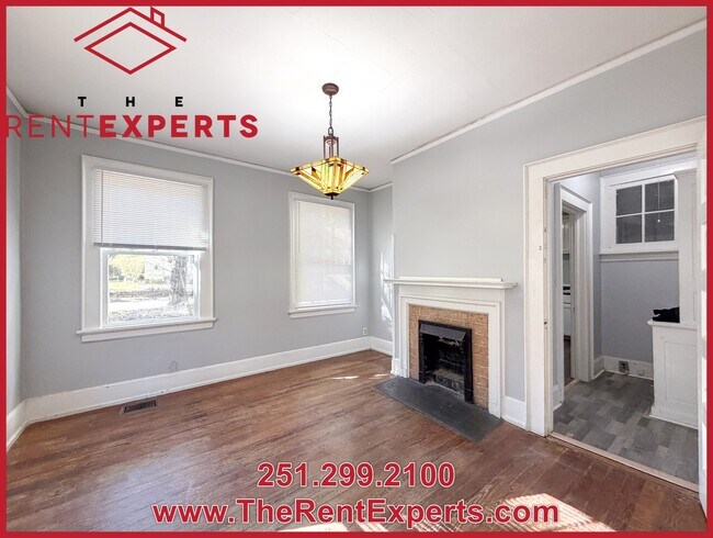 Building Photo - 206 5th St