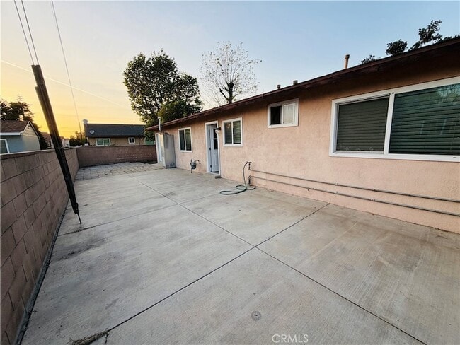 Building Photo - 5250 La Madera Ave