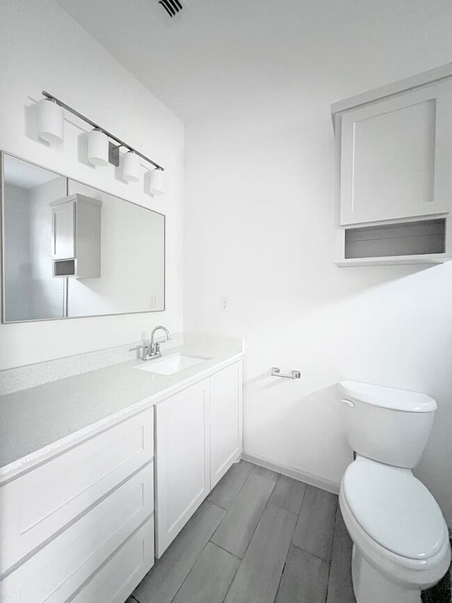 Building Photo - MOVE IN SPECIAL! - Beautiful 3bed/2bath Home in Edinburg -$1,000.00