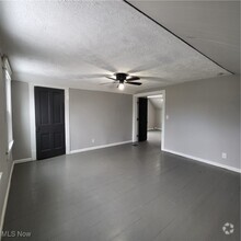 Building Photo - 1309 Buhrer Ave