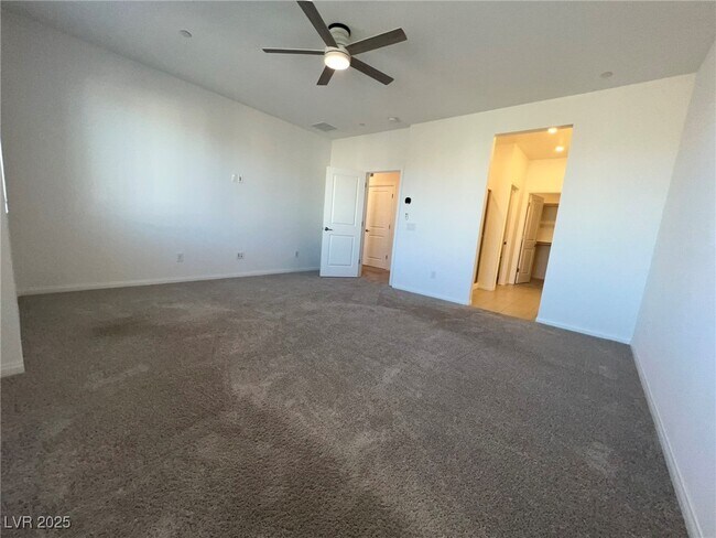 Building Photo - 230 Wewatta Ave