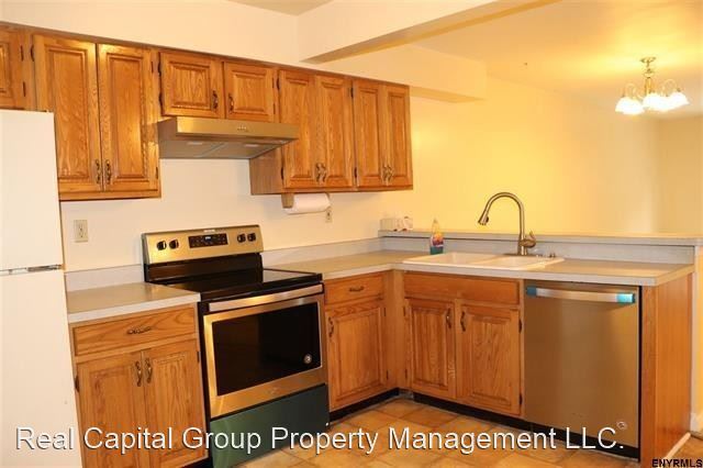 Building Photo - 3 br, 2 bath House - 7035 Suzanne Lane