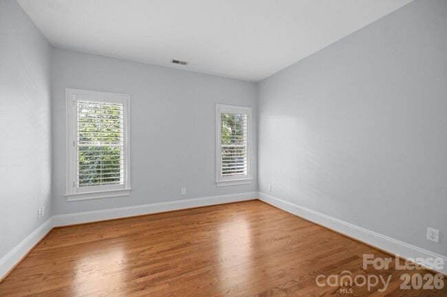 Building Photo - 9205 Woodriver Ln