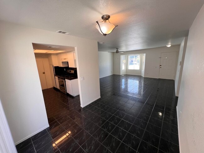Building Photo - 32550 Shifting Sands Trail