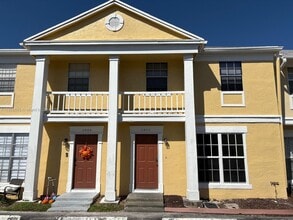 Building Photo - 2892 S Cambridge Ln