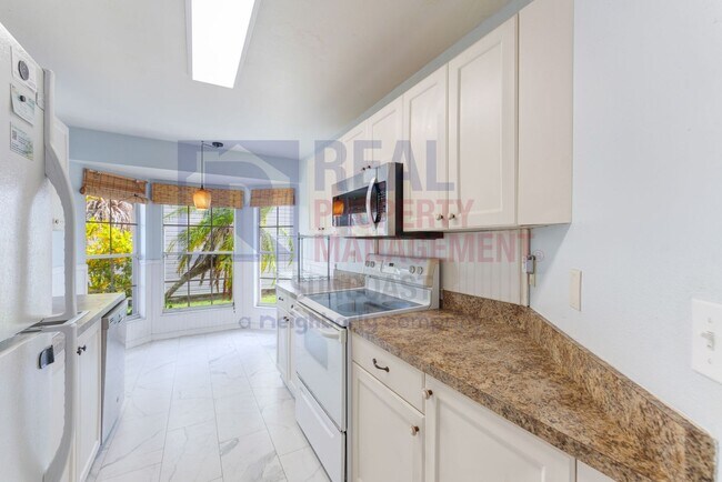 Building Photo - 4005 38th St W