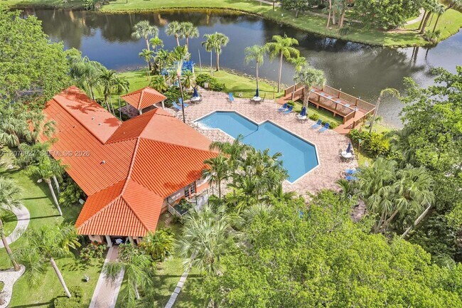 Building Photo - 10765 Cleary Blvd