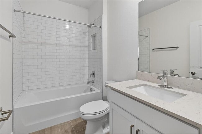 Building Photo - 6925 116th St E