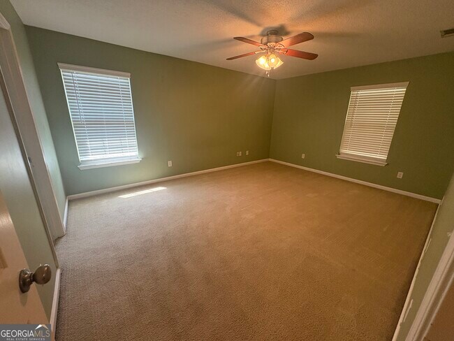 Building Photo - 603 Victorias Cir