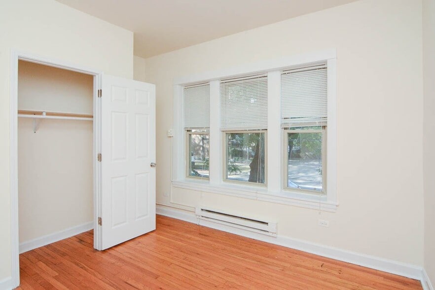 Building Photo - 2910 W George St