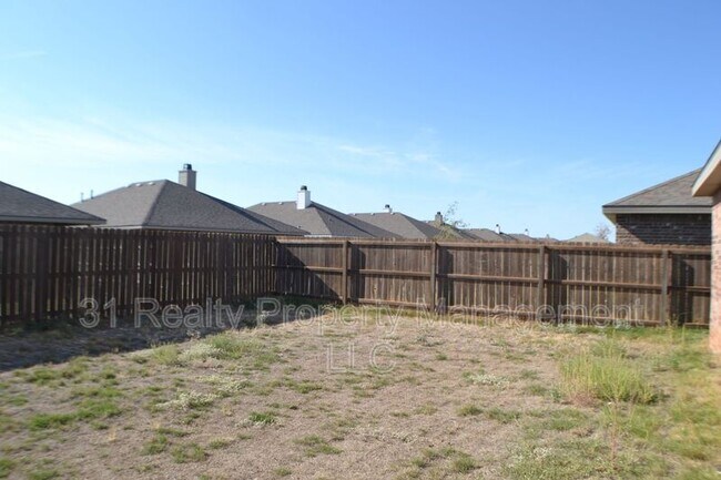 Building Photo - 1220 Randolph Dr
