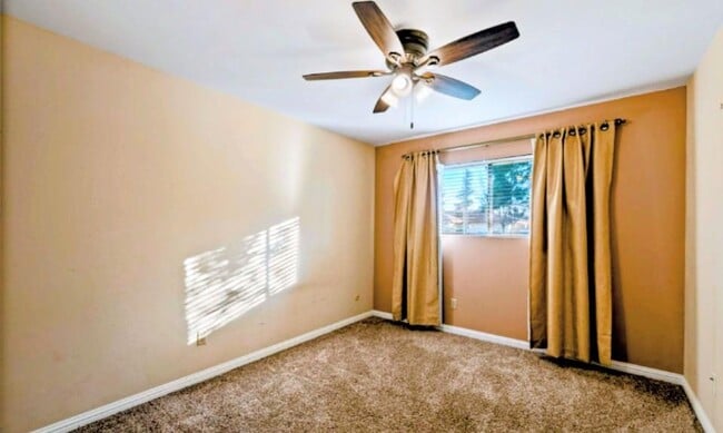 Building Photo - 6412 Manchester Ln