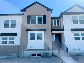 Building Photo - 4411 W Monument Peak Dr