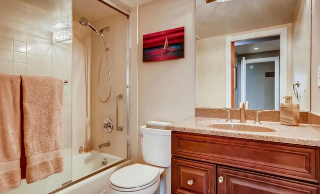 Building Photo - 1551 Larimer St