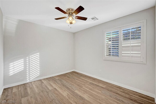 Building Photo - 514 Eresma St