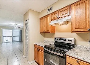 Building Photo - 7606 Abbey Ln