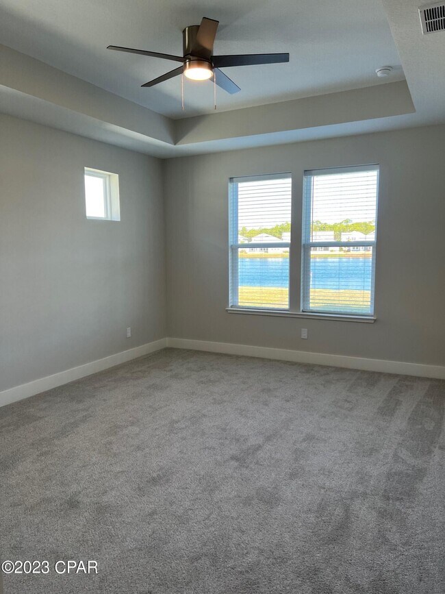 Building Photo - 1096 Harrison Byu Dr