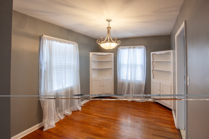 Building Photo - 4105 A St