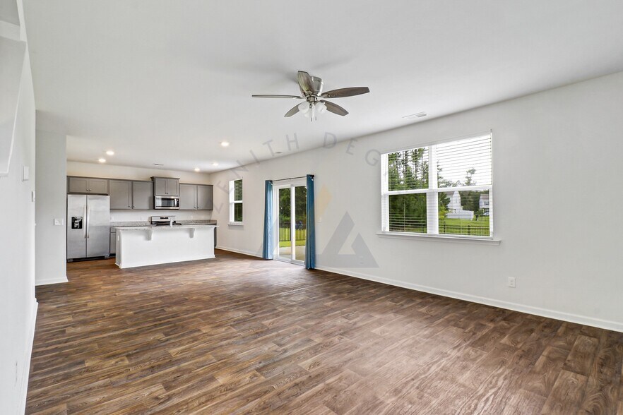 Building Photo - 110 Cedar View Cir