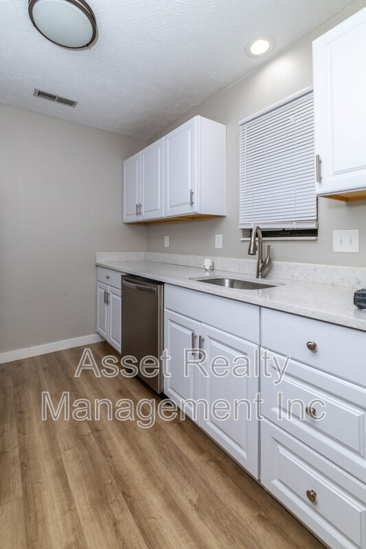 Building Photo - 2705 Sood Rd