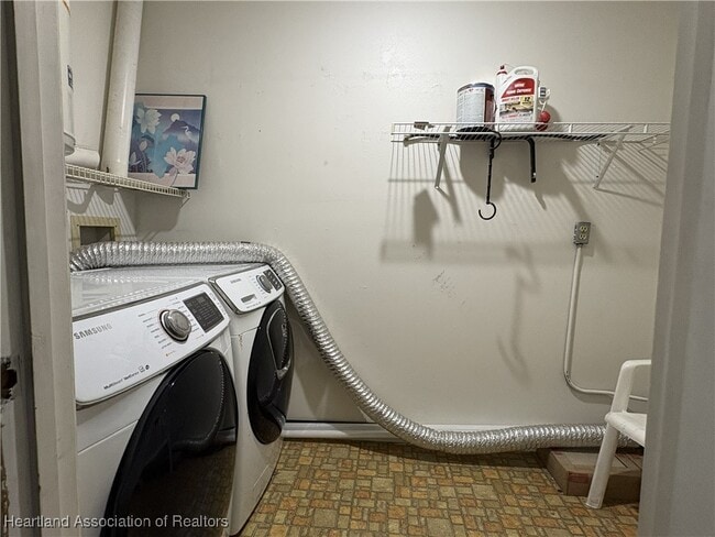 Building Photo - 4918 Granada Blvd