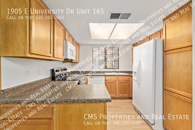 Building Photo - Remodeled 2-Bed, 2-Bath Condo in the Heart...