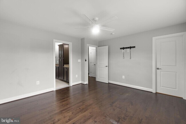 Building Photo - 945 Kayley Dr