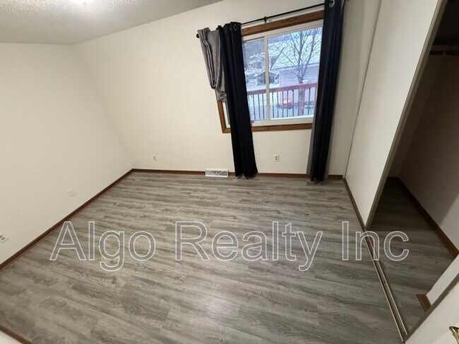 Building Photo - 8125 Georgia Ct N