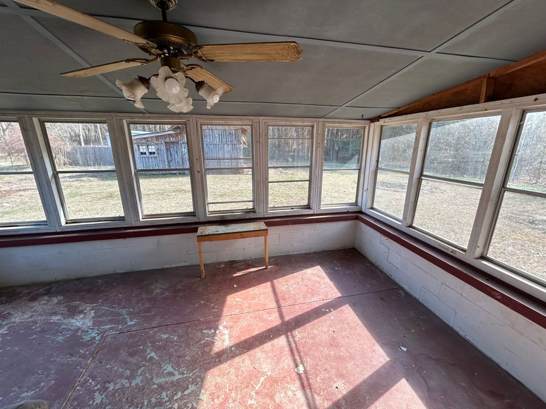 Building Photo - 2886 Harrisburg Rd