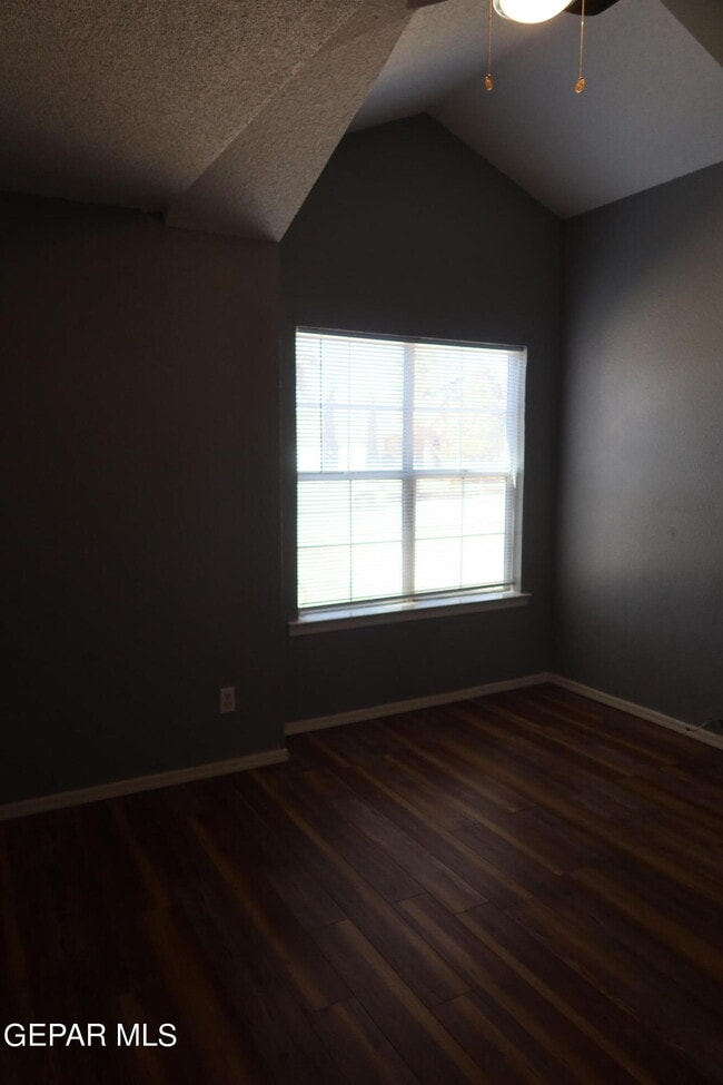 Building Photo - 5732 Green Castle Rd