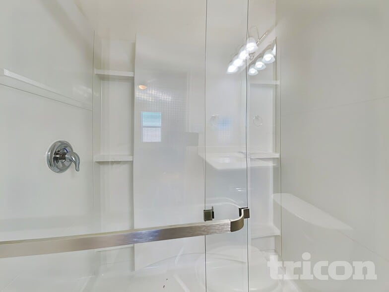 Building Photo - 209 Athena Way