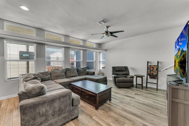 Building Photo - 361 Ferrule Dr