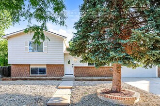 Building Photo - 14953 E Temple Pl