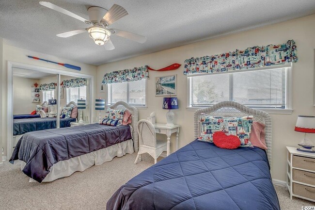 Building Photo - 775 Plantation Dr