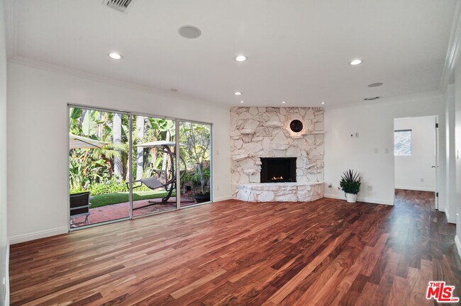 Building Photo - 1348 Morningside Wy