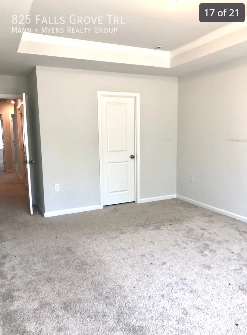 Building Photo - 825 Falls Grove Trl