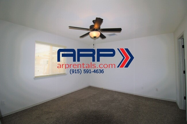 Building Photo - BEAUTIFUL EASTSIDE HOME FOR RENT