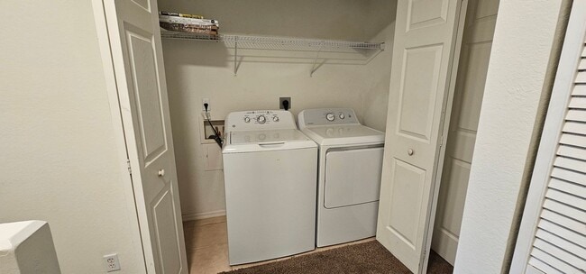 Building Photo - 2 Bedroom Townhouse in Cypress Landing – Available Now! $1299