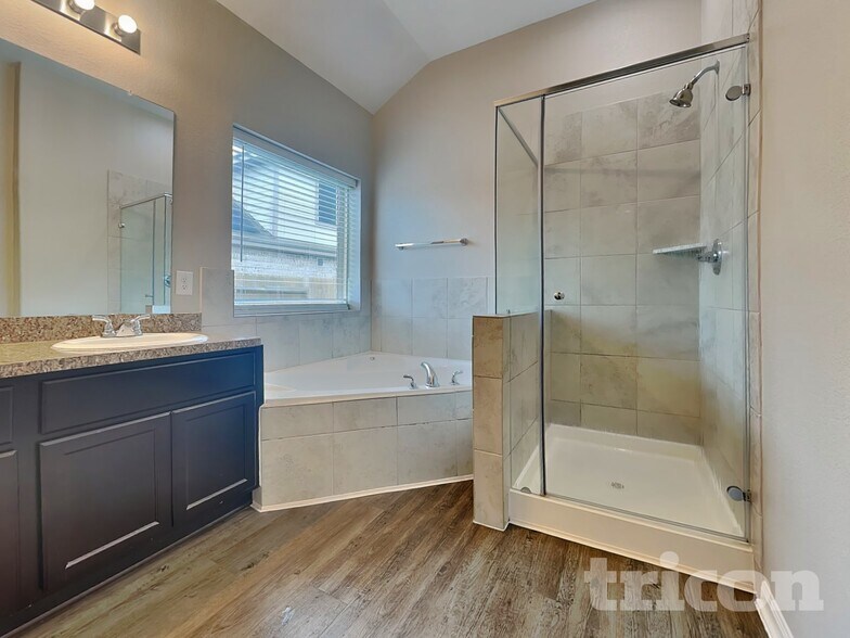 Building Photo - 15607 Jackie Robinson Rd