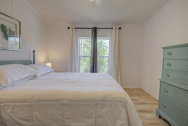 Building Photo - 6347 Salado Rd