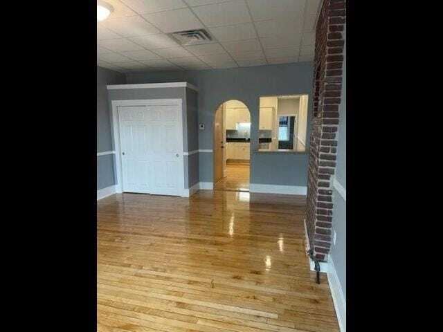 Building Photo - 60-64 High Street Unit 1