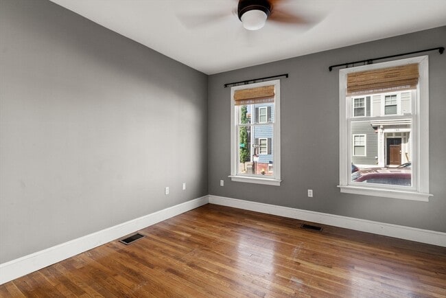 Building Photo - 166 O St