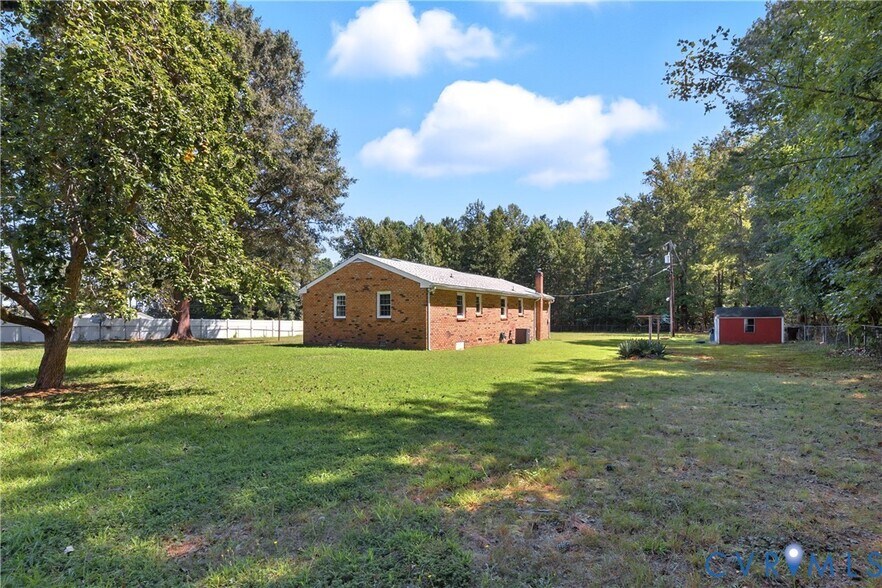 Building Photo - 2111 Clary Rd