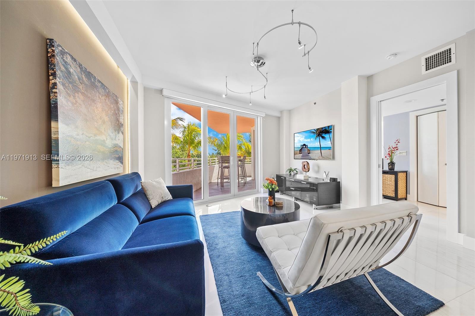 Building Photo - 226 Ocean Dr