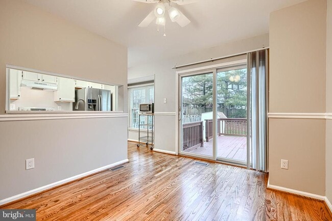 Building Photo - 309 Overlea Pl