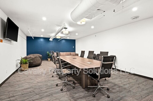 Building Photo - 1831 W Michigan St