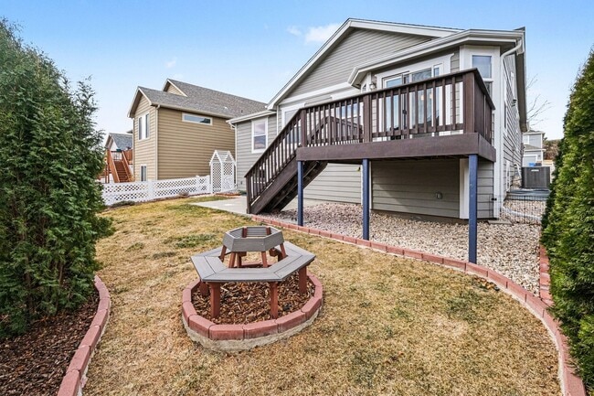 Building Photo - 2250 Marshfield Ln